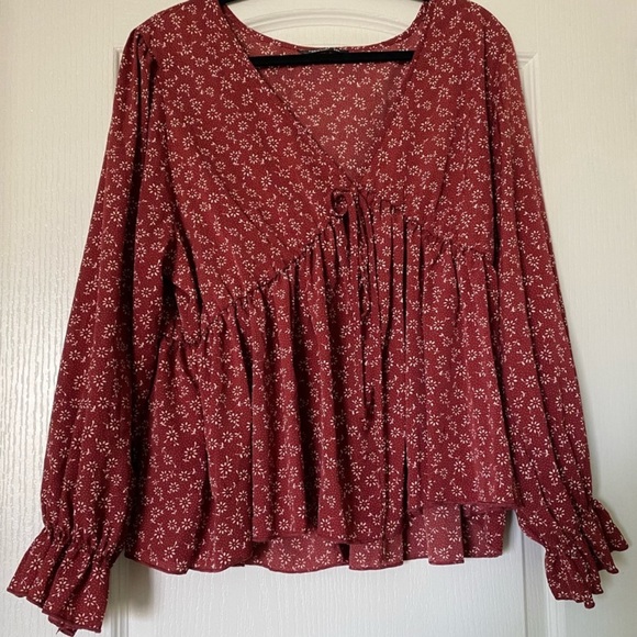 SHEIN CURVE 💋 BURGUNDY RED & WHITE FLORAL GATHERED WAIST BLOUSE TOP Women’s 2X - Picture 9 of 10